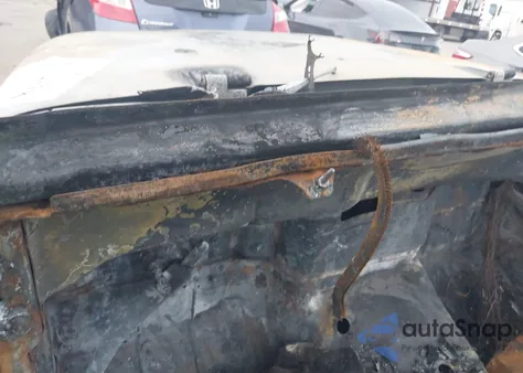 2010 Jeep Wrangler Unlimited Sahara z USA, uszkodzony, nr VIN 1J4HA5H13AL103417